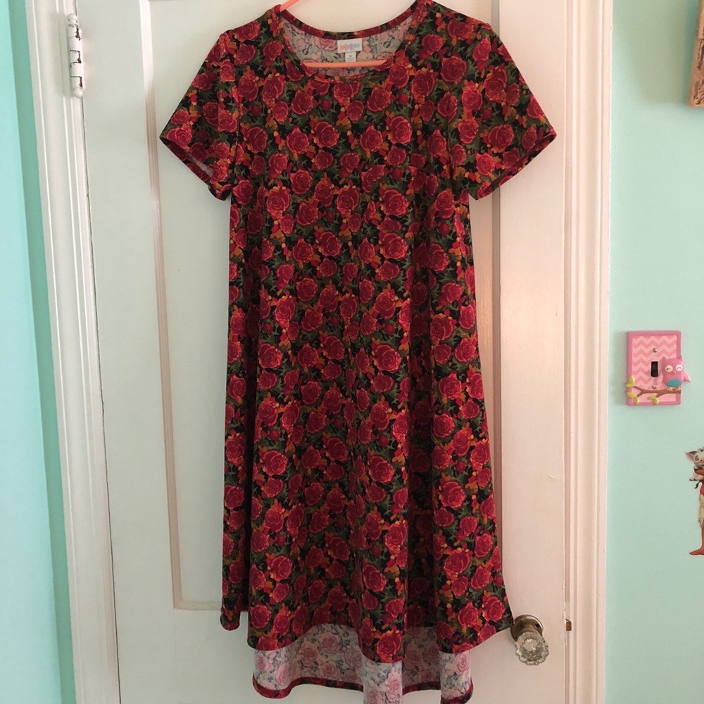 M Quilted Rose Lularoe Carly
